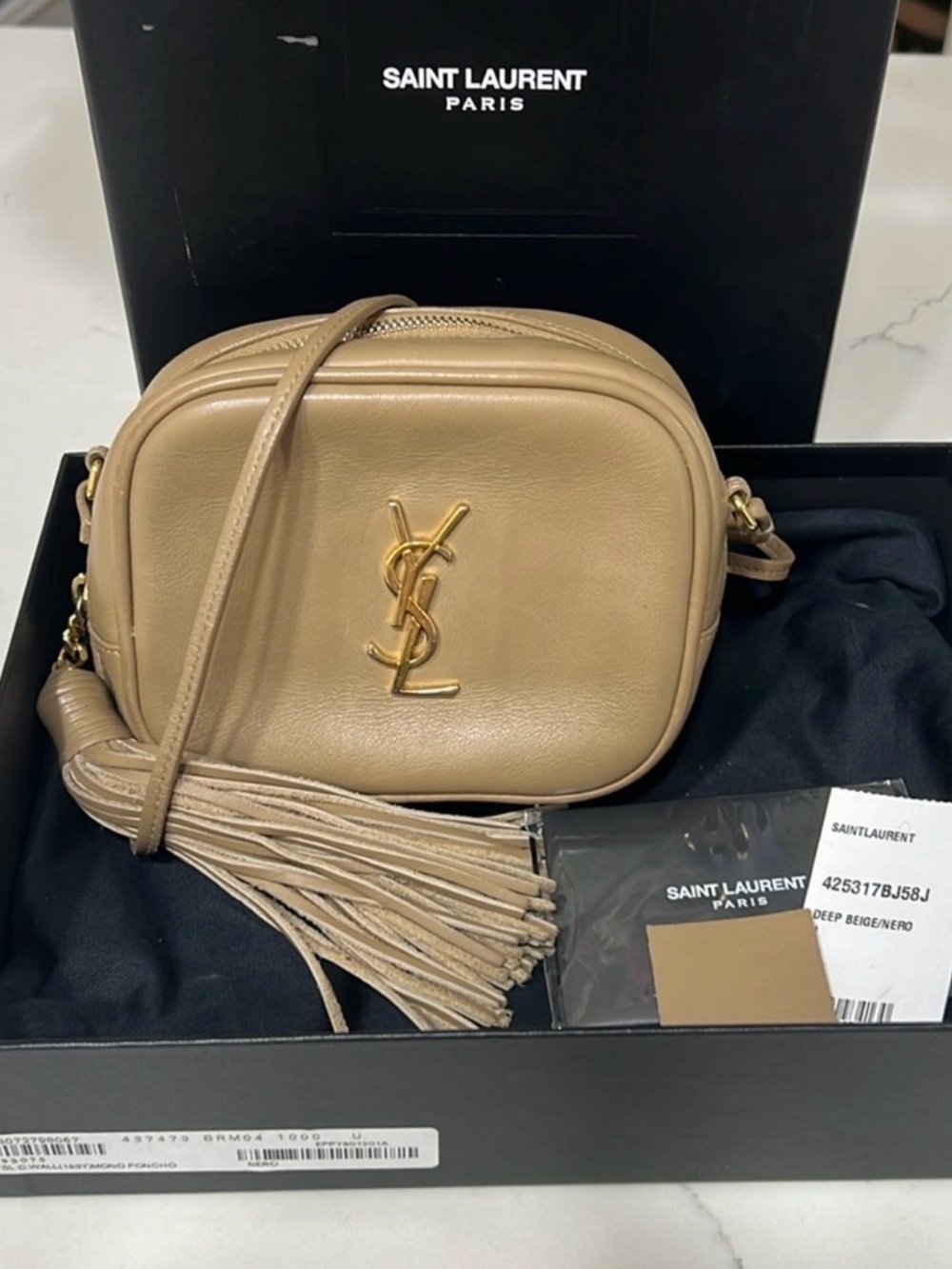 Saint Laurent Blogger Crossbody Small Ivory Leather - Picture 4 of 8